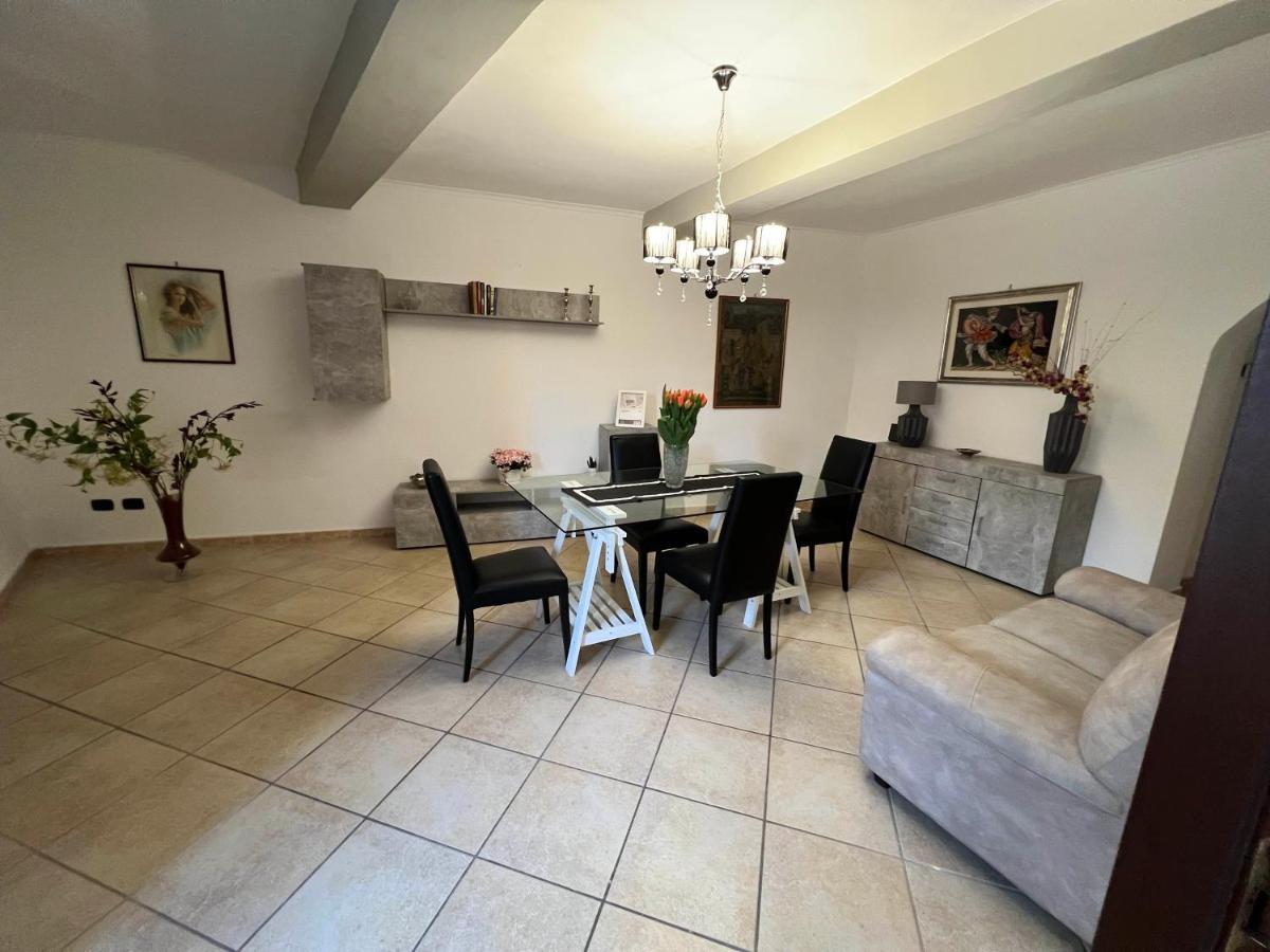 La Rocchetta Villa ซูตรี ภายนอก รูปภาพ